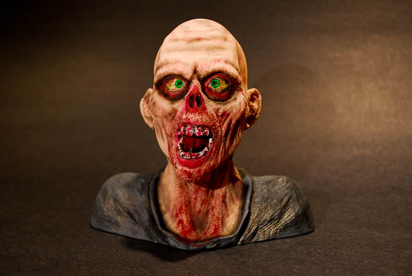 ZombieSmall001.jpg