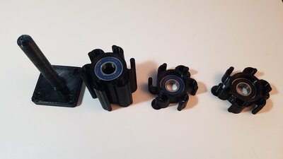 Spool holders with bearings.jpg