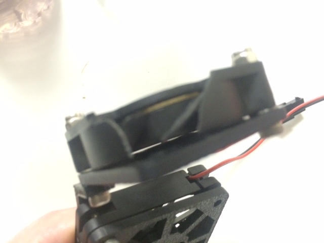 broken fan.JPG